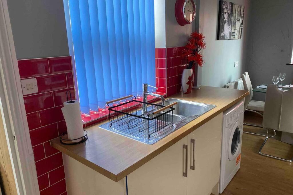 Sited In Lytham, Not Moss Side, Meadow Hse, Entire Hse, Sleeps 6 Apartment Moss Side  Exterior photo