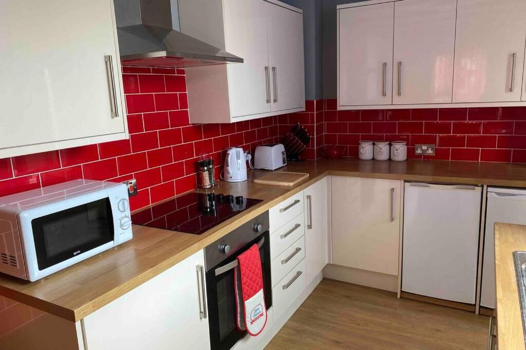 Sited In Lytham, Not Moss Side, Meadow Hse, Entire Hse, Sleeps 6 Apartment Moss Side  Exterior photo